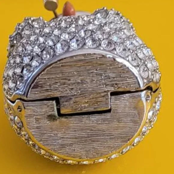 Estee Lauder Limited Edition Collector Item - Snowman Solid Perfume Compact - Picture 7 of 11